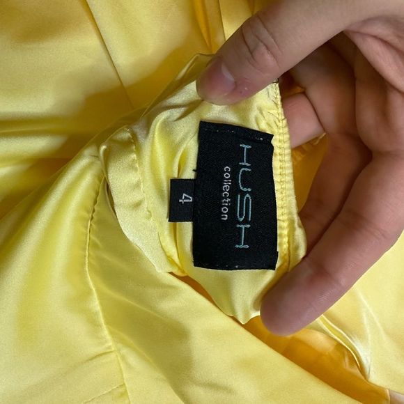 Hush collection women’s dress halter plunge neckline yellow Marilyn monroe style - Picture 7 of 9